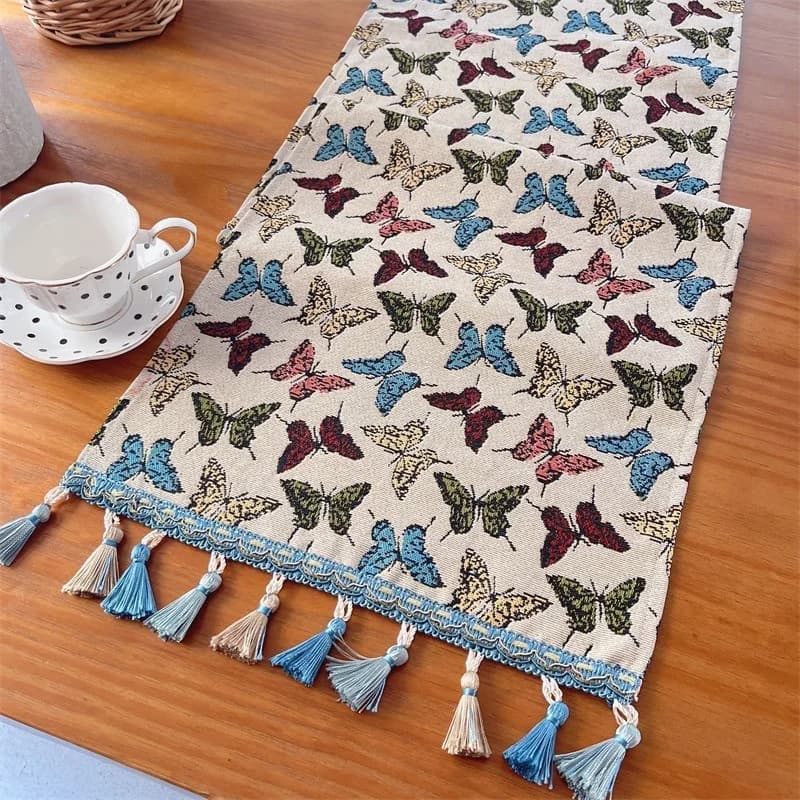 Caminho de Mesa em Mistura de Algodão com Estampas de Borboletas e Flores