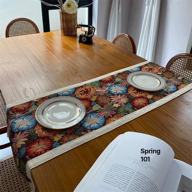 Caminho de Mesa Boêmio em Tecido Misto de Algodão com Estampa Floral Decorativa