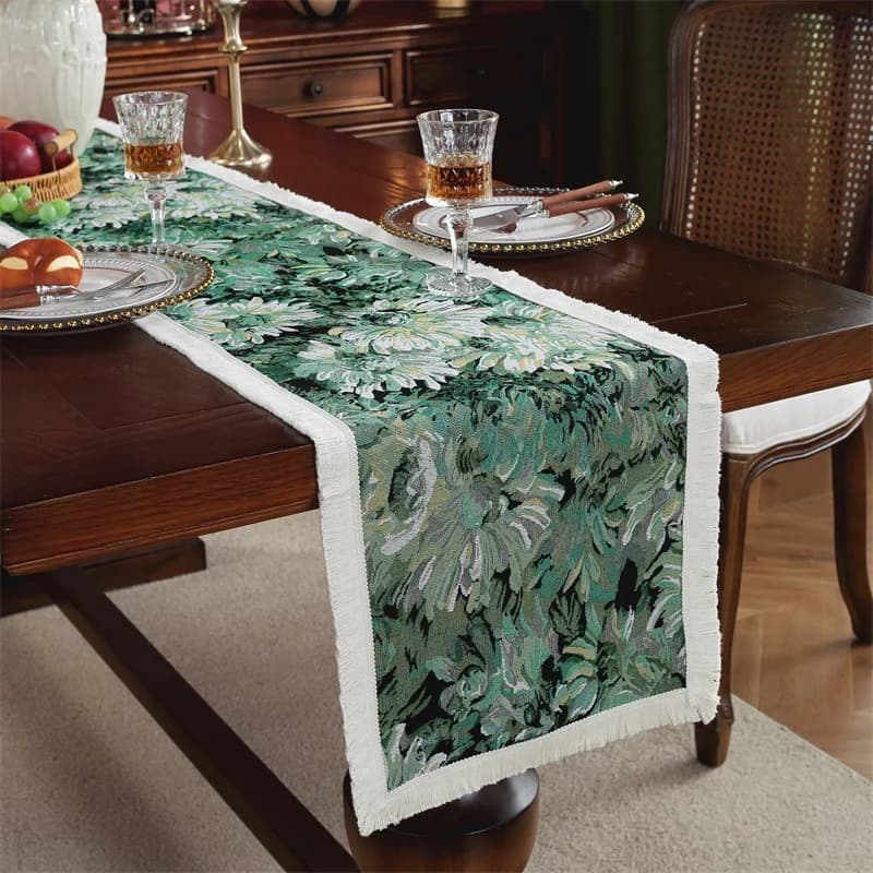 Caminho de Mesa em Jacquard de Algodão e Linho com Design Floral Nórdico