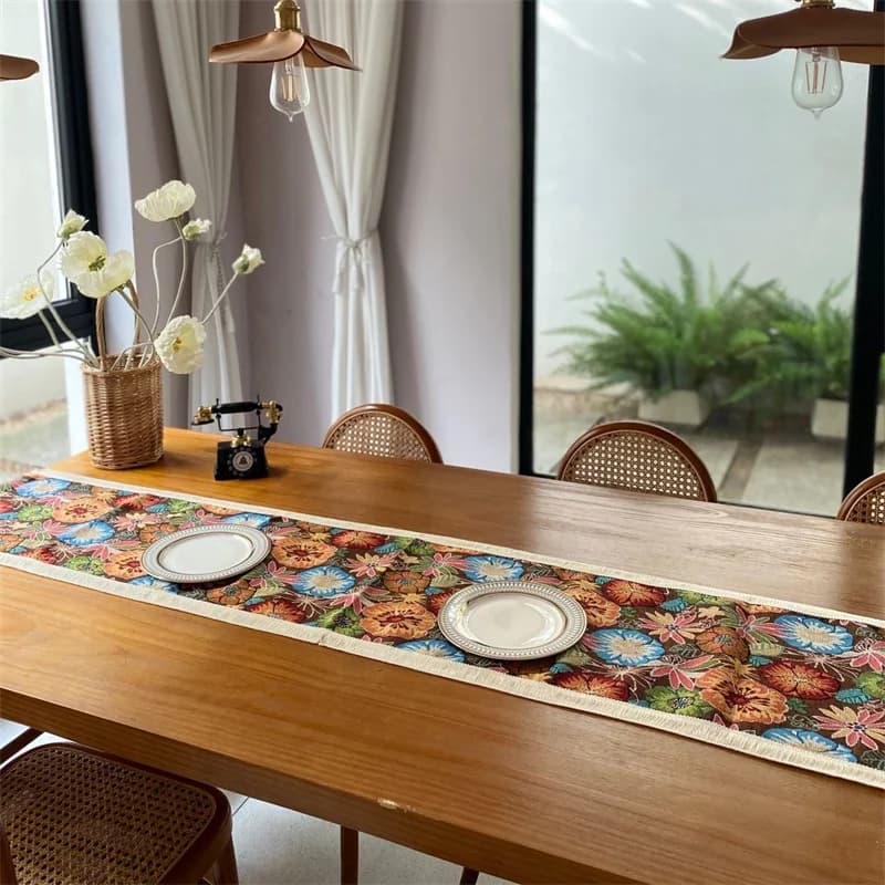 Caminho de Mesa Boêmio em Tecido Misto de Algodão com Estampa Floral Decorativa